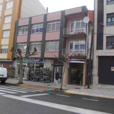 Piso De Perlio Ideal Para Gente Amante De La Play Fene 外观 照片